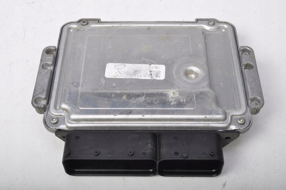HYUNDAI I40 1.6GDI ENGINE CONTROLLER 39110-2BAT0