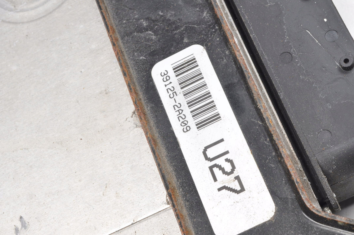 HYUNDAI I40 1.7 CDTI 136M COMPUTER ENGINE DRIVER 39120-2A209 HANDLE