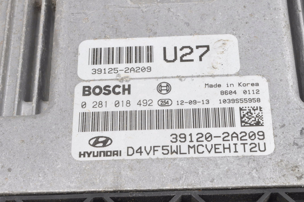 HYUNDAI I40 1.7 CDTI 136M COMPUTER ENGINE DRIVER 39120-2A209 HANDLE