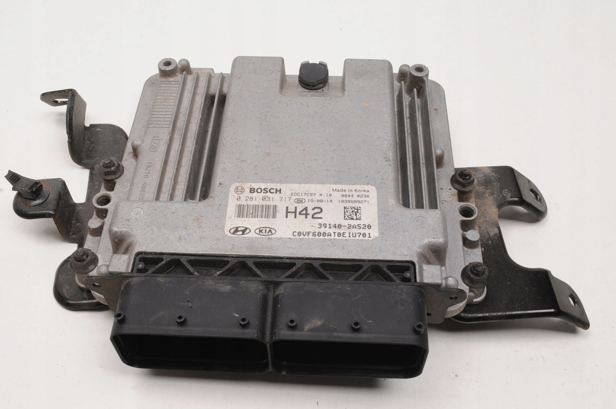 HYUNDAI I40 1.7 CRDI ENGINE COMPUTER 39140-2A520 0281031717 1039S89271