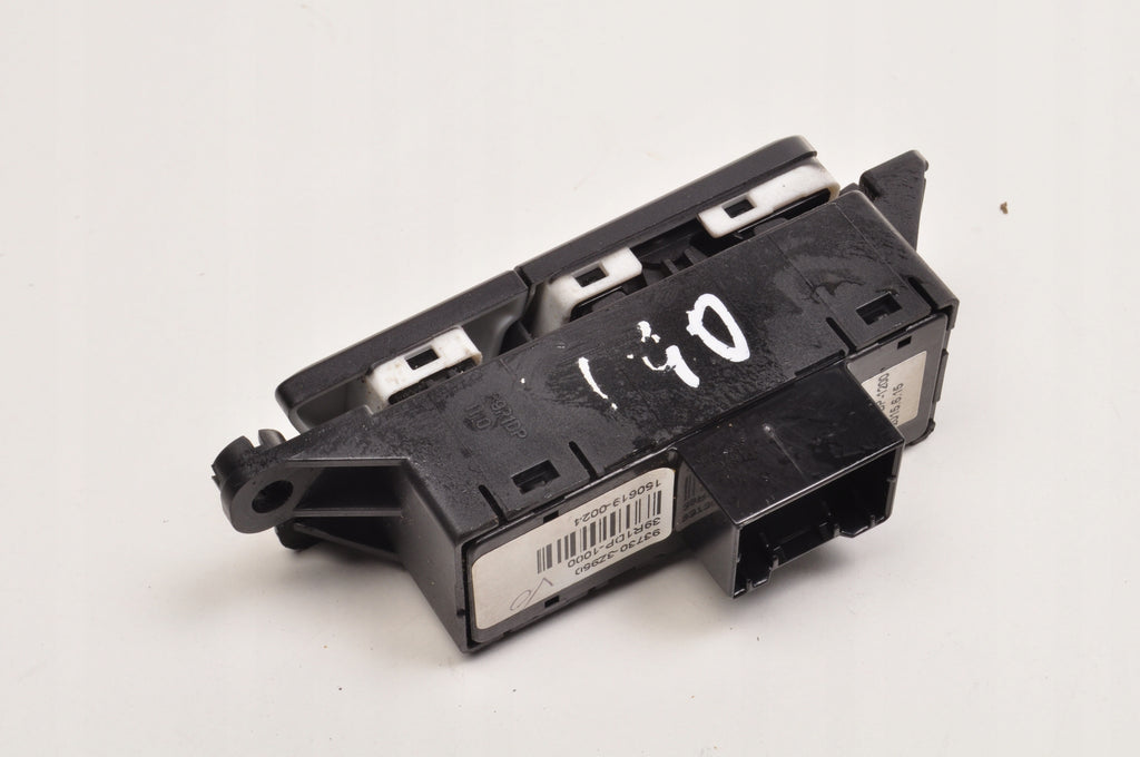 HYUNDAI I40 BUTTON SWITCH ESP 93730-3Z950