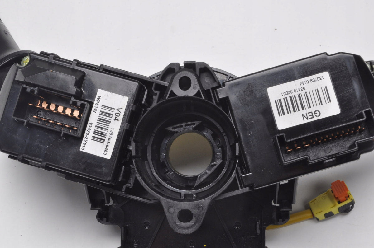 HYUNDAI I40 COMBINED SWITCH