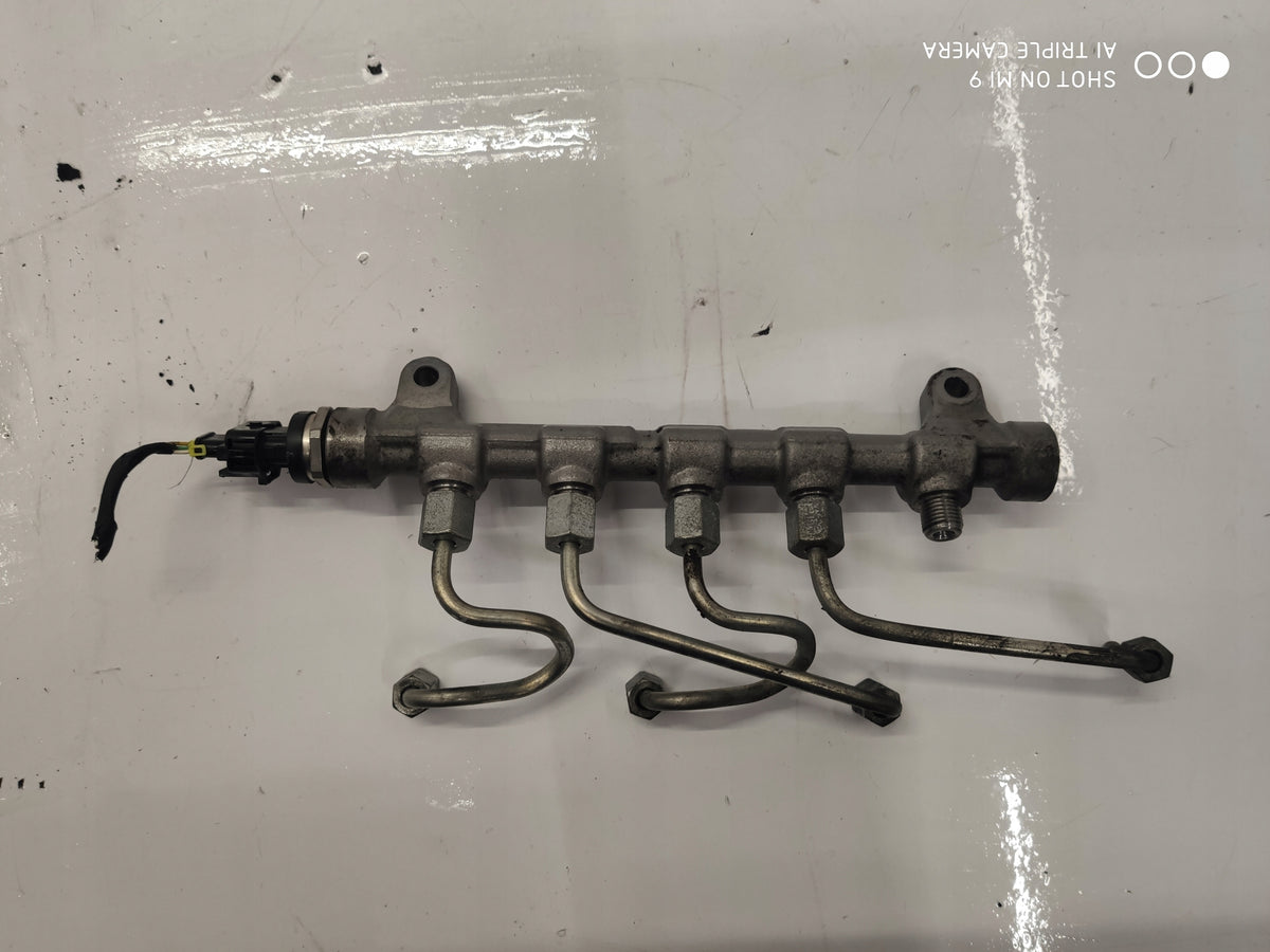 HYUNDAI I40 INJECTION RAIL 1.7CRDI 31400-2A420