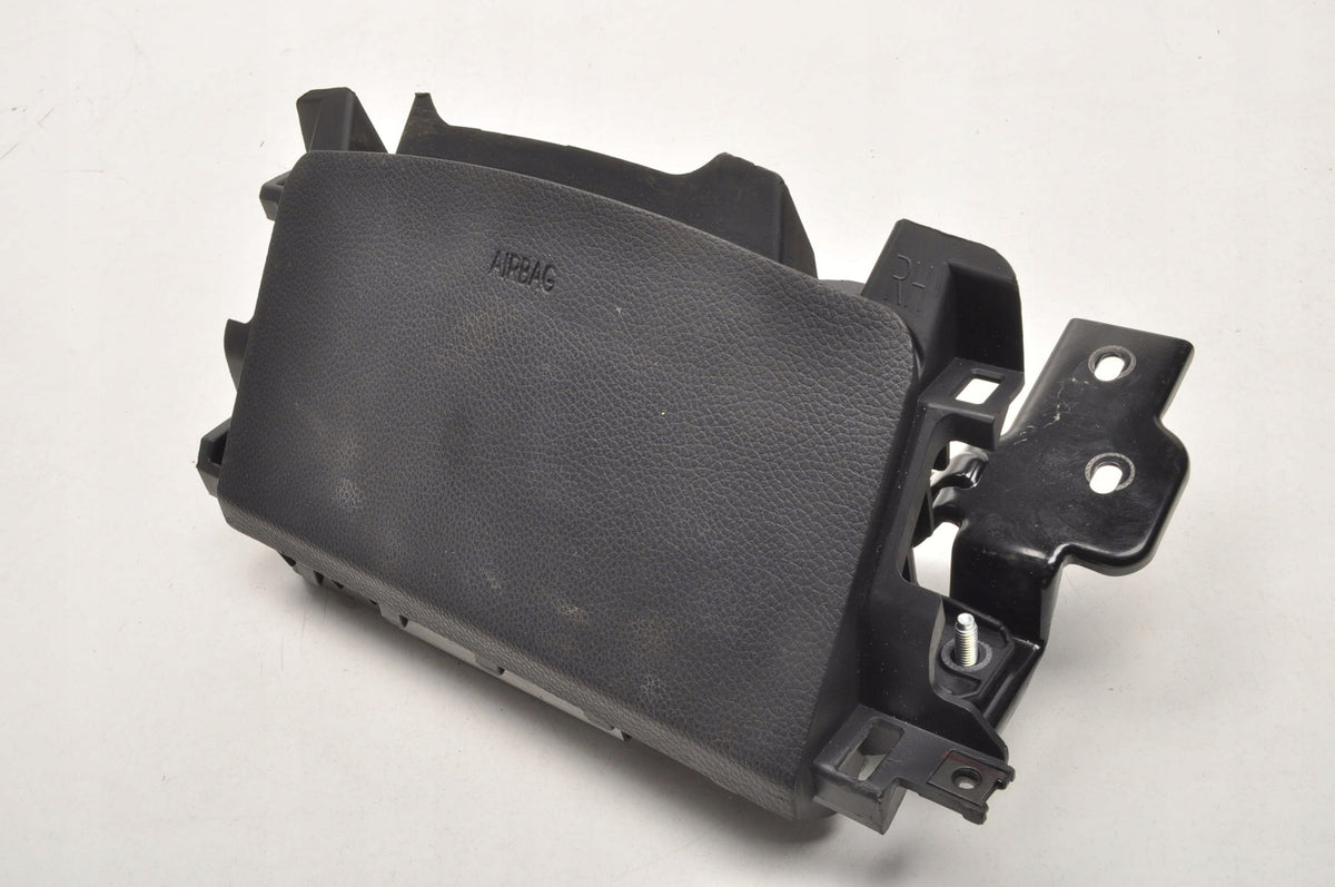HYUNDAI I40 KNEE PAD 3Z56991020RY UK