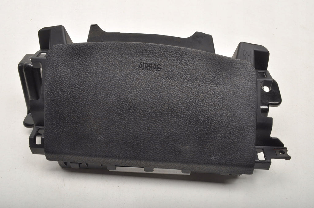 HYUNDAI I40 KNEE PAD 3Z56991020RY UK