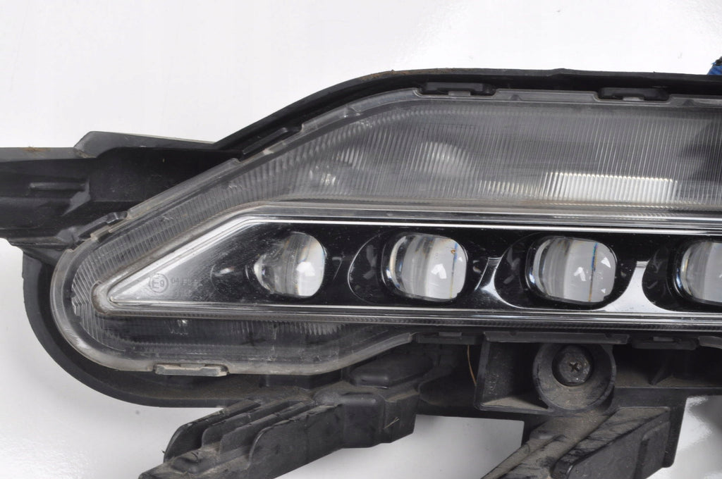 HYUNDAI I40 LED LAMP 92201-3Z5 LEFT