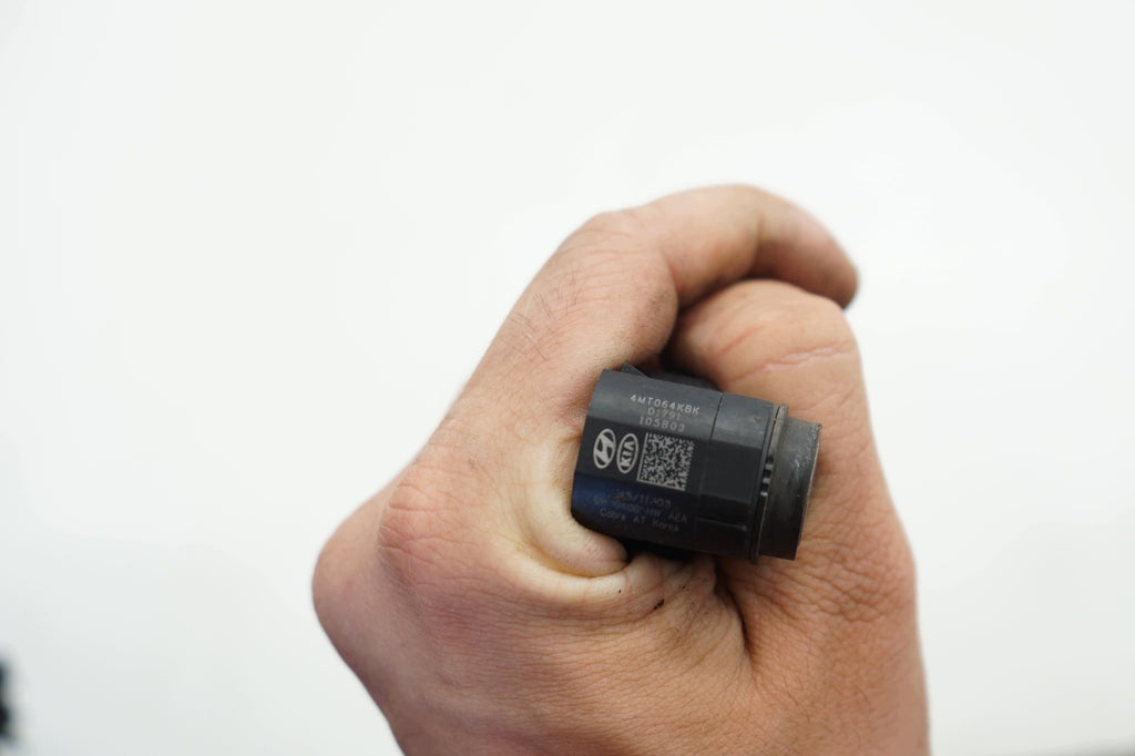 HYUNDAI I40 LIFT 15R PARKING SENSOR PDC NKA 4MT064KBK
