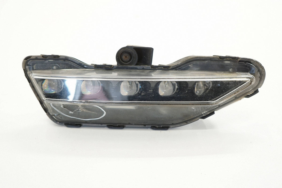 HYUNDAI I40 LIFT 17R HALOGEN LED LAMP LEFT FRONT 92201-3Z5