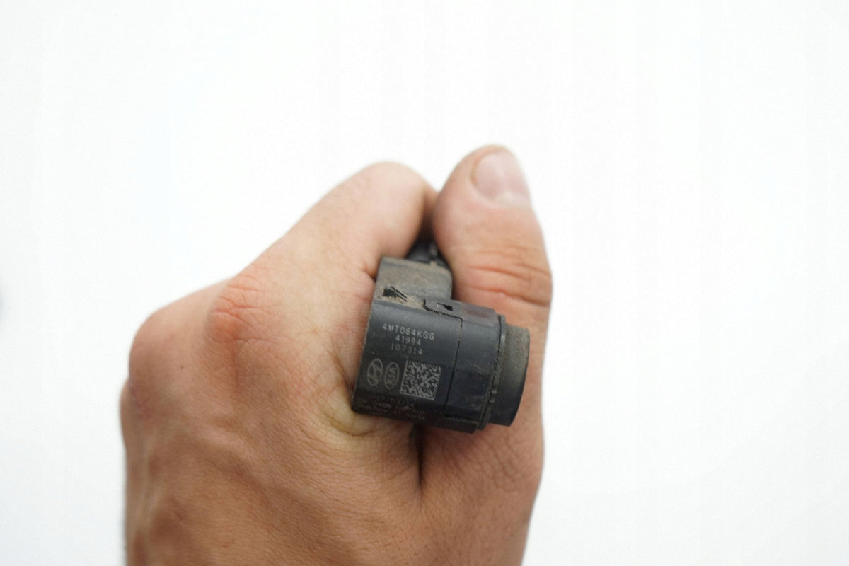 HYUNDAI I40 LIFT 17R PARKING SENSOR PDC NKA 4MT064KGG