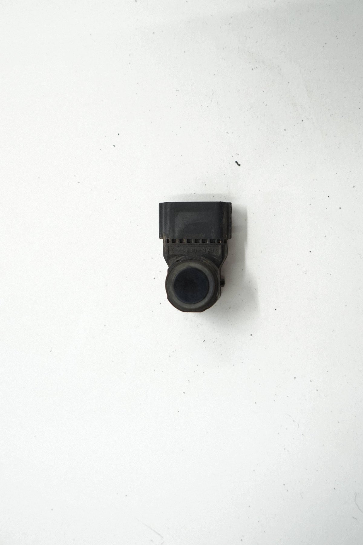 HYUNDAI I40 LIFT 17R PARKING SENSOR PDC NKA 95720-3Z400