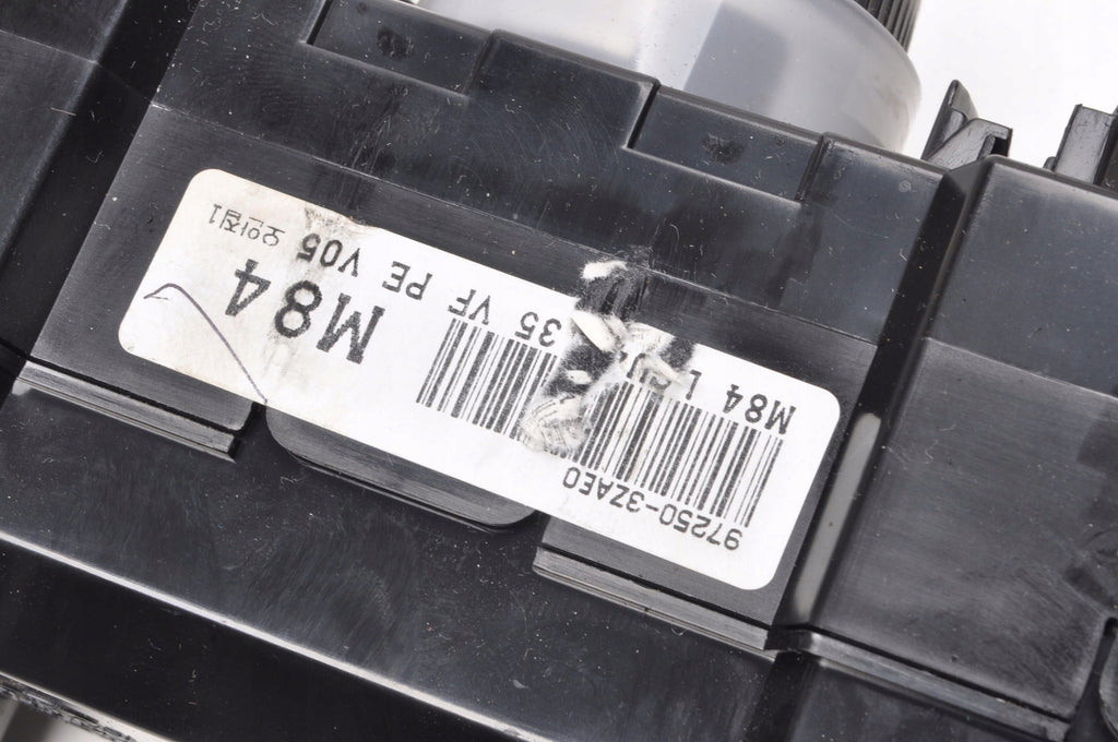 HYUNDAI I40 PANEL AIR CONDITIONING SWITCH 97250-3ZAE0