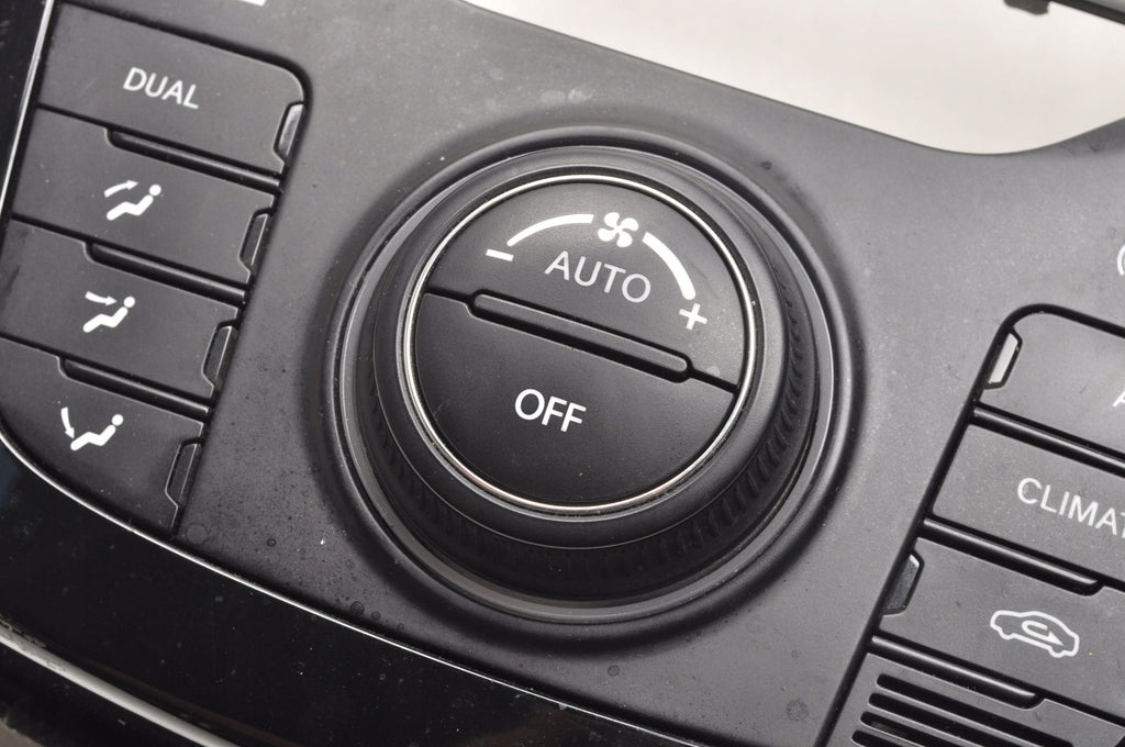 HYUNDAI I40 PANEL AIR CONDITIONING SWITCH 97250-3ZXXX
