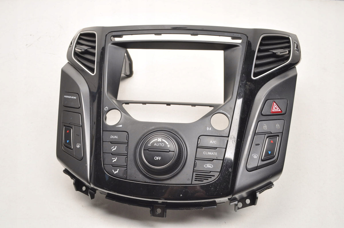 HYUNDAI I40 PANEL AIR CONDITIONING SWITCH 97250-3ZXXX