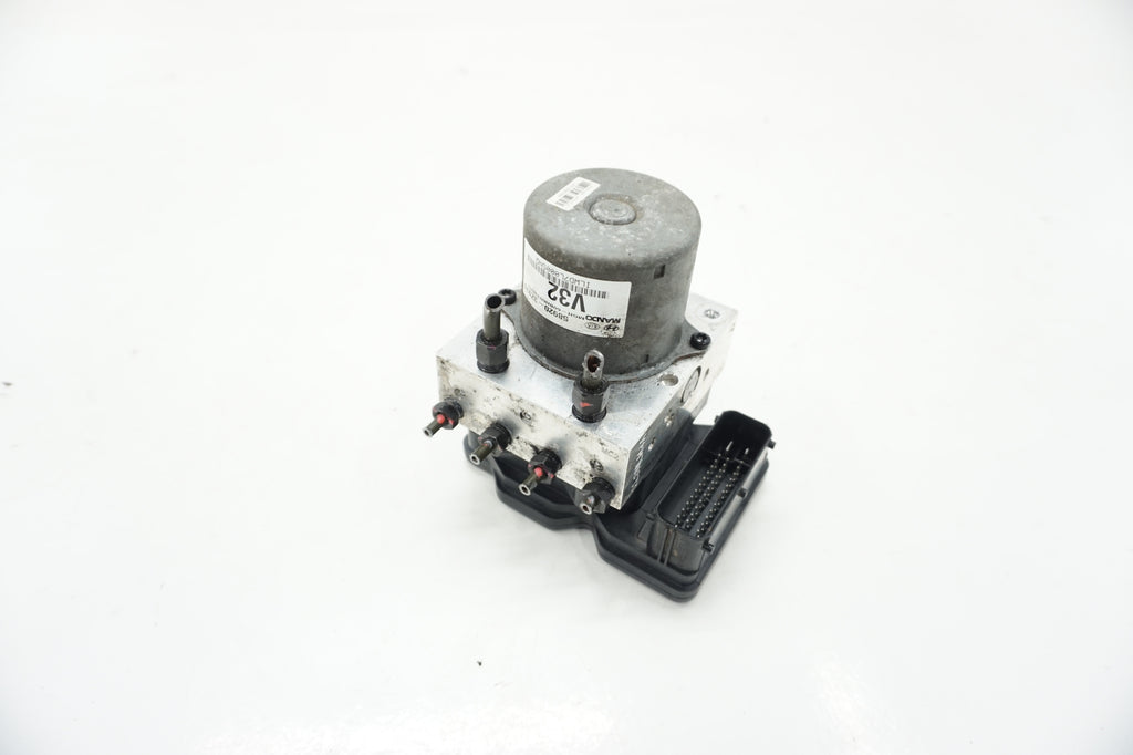HYUNDAI I40 PUMP ABS 1.7CRDI 58920-3Z970