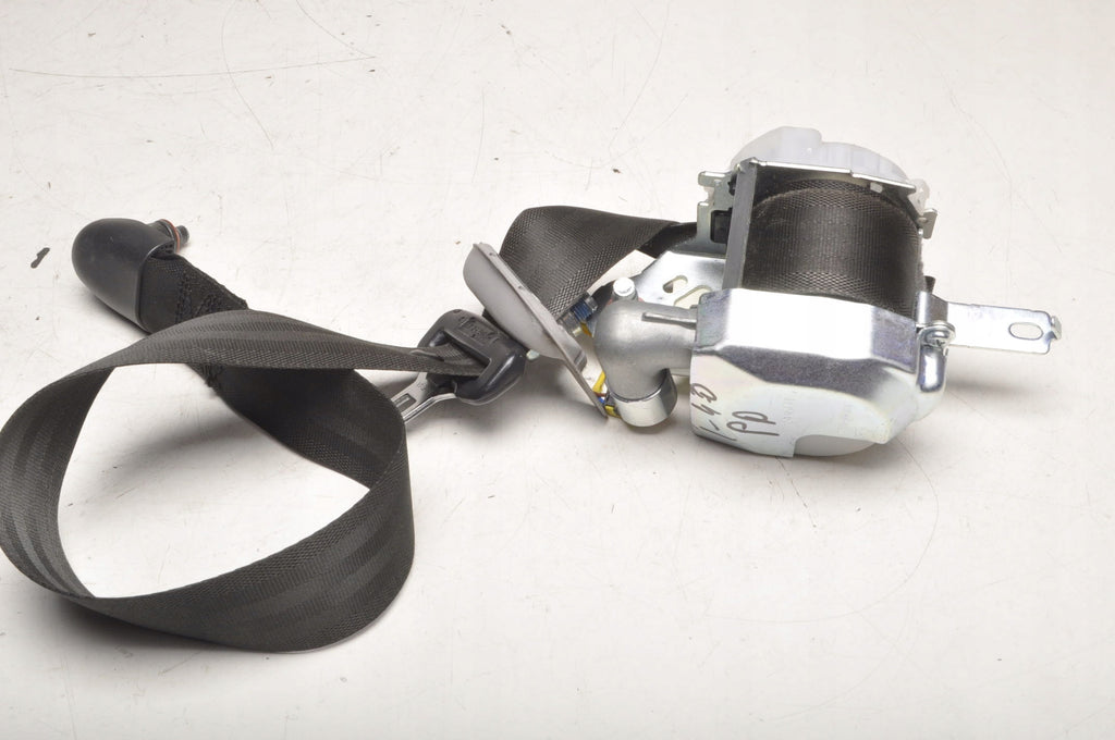 HYUNDAI I40 SEAT BELT RIGHT FRONT 88820-3Z000