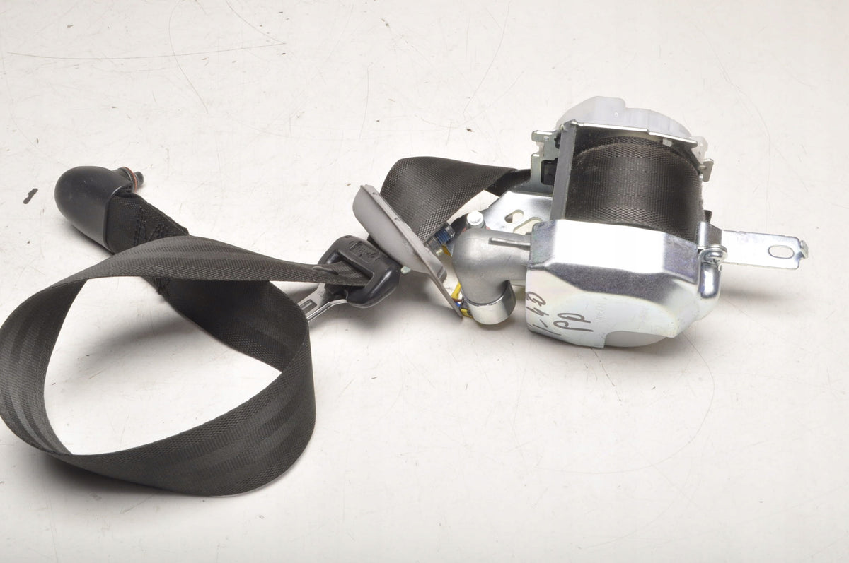 HYUNDAI I40 SEAT BELT RIGHT FRONT 88820-3Z000