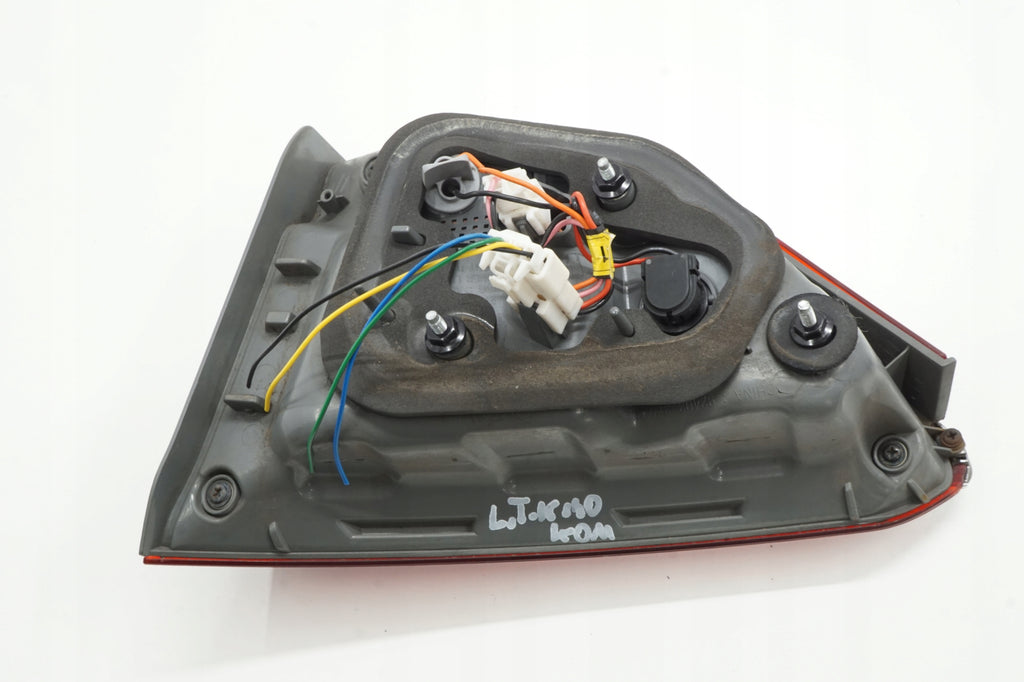 HYUNDAI I40 STATION WAGON 13R LAMP LEFT REAR FLAP 92403-3Z0