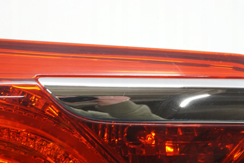 HYUNDAI I40 STATION WAGON 13R LAMP LEFT REAR FLAP 92403-3Z0