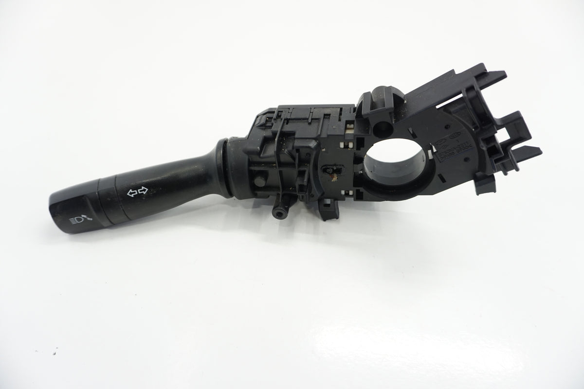 HYUNDAI I40 TURN SIGNAL SWITCH 93410-3Z001