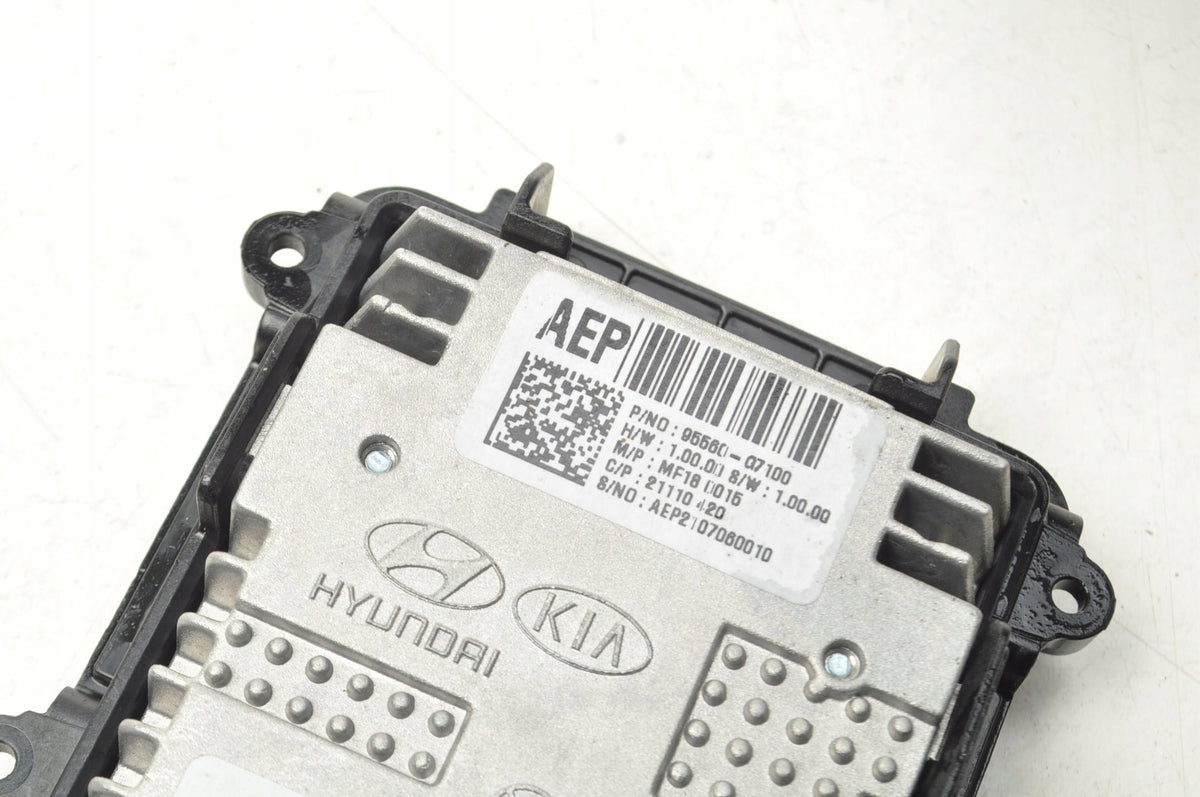 HYUNDAI IONIQ INDUCTION CHARGER 95560-G7100
