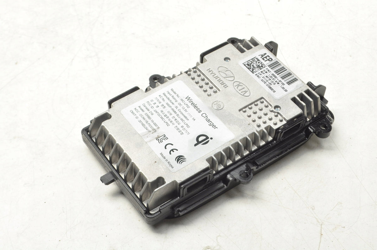 HYUNDAI IONIQ INDUCTION CHARGER 95560-G7100