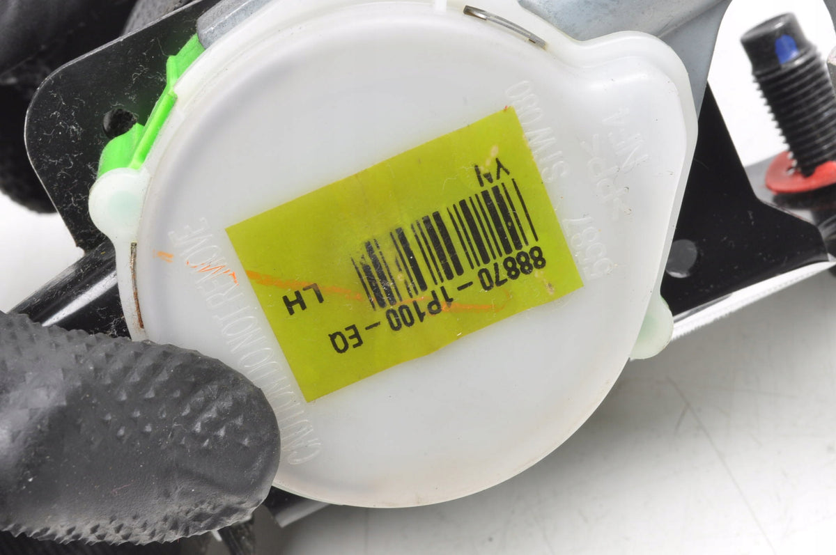 HYUNDAI IX20 SEAT BELT LEFT FRONT 88870-1P100