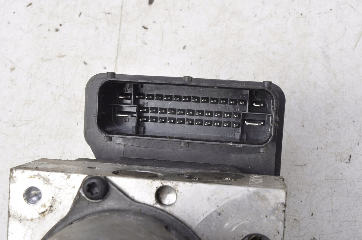 HYUNDAI IX35 ABS PUMP 58920-2Y930