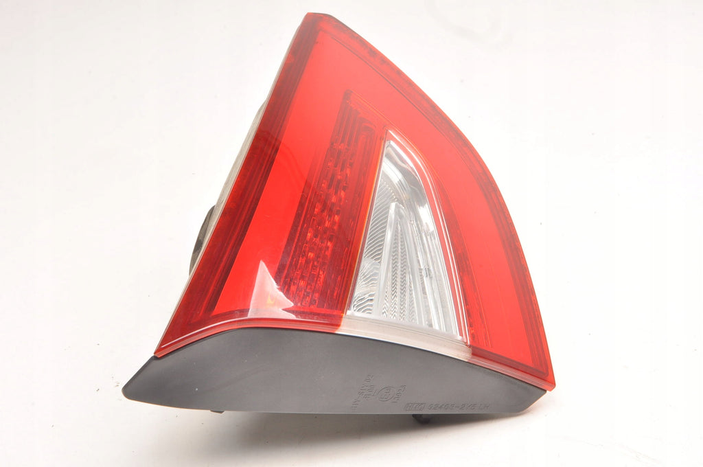 HYUNDAI IX35 LAMP LEFT REAR FLAP LIFT 92403-2Y5