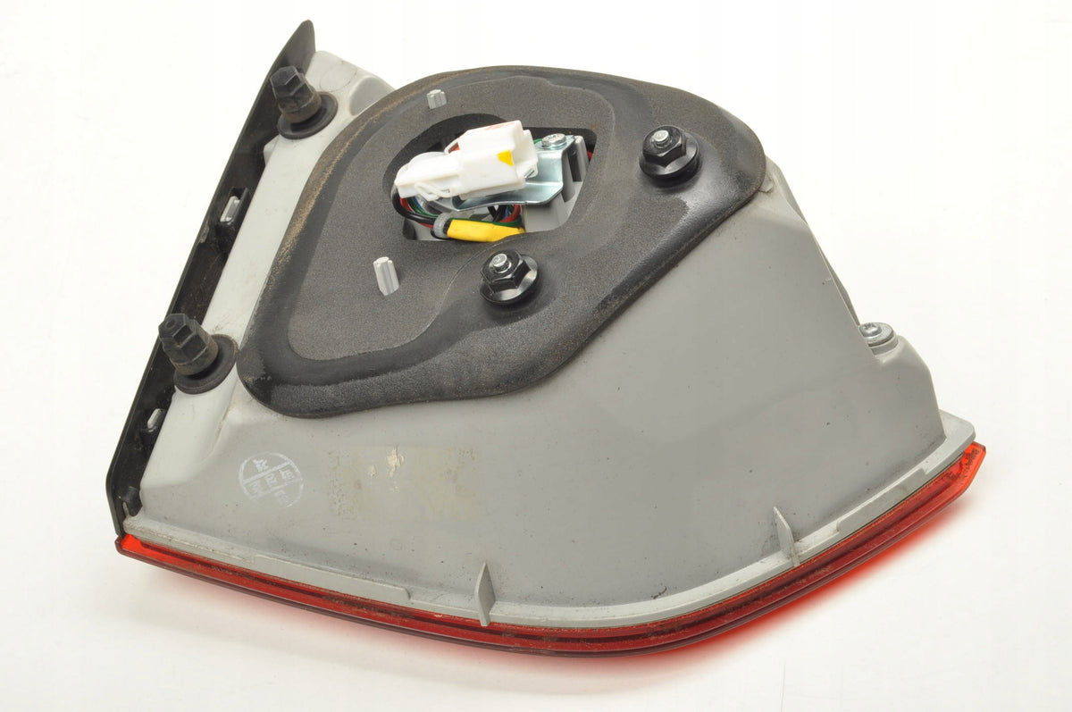 HYUNDAI IX35 LAMP RIGHT REAR FLAP LIFT 92404-2Y5