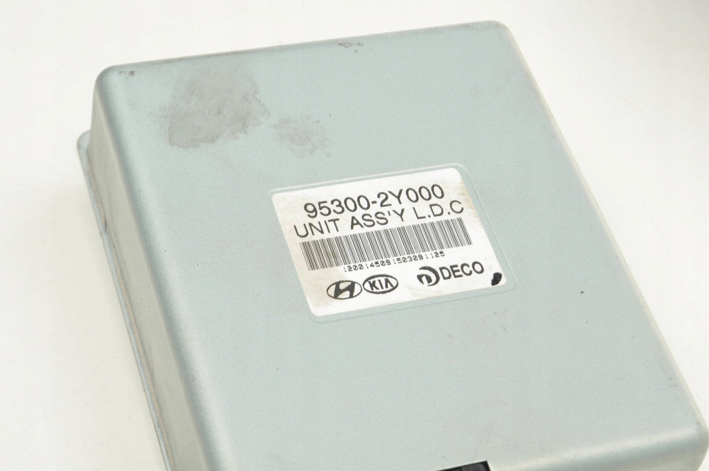 HYUNDAI IX35 MODULE DRIVER ASSY 95300-2Y000