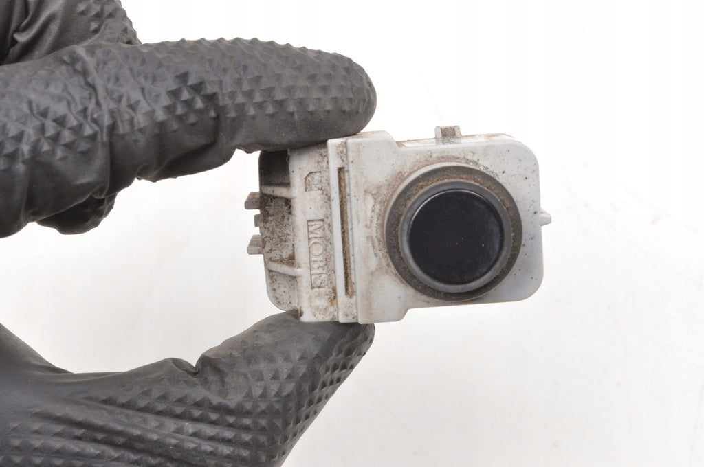 HYUNDAI IX35 PDC REVERSING PARKING SENSOR LIFT 95720-2S101