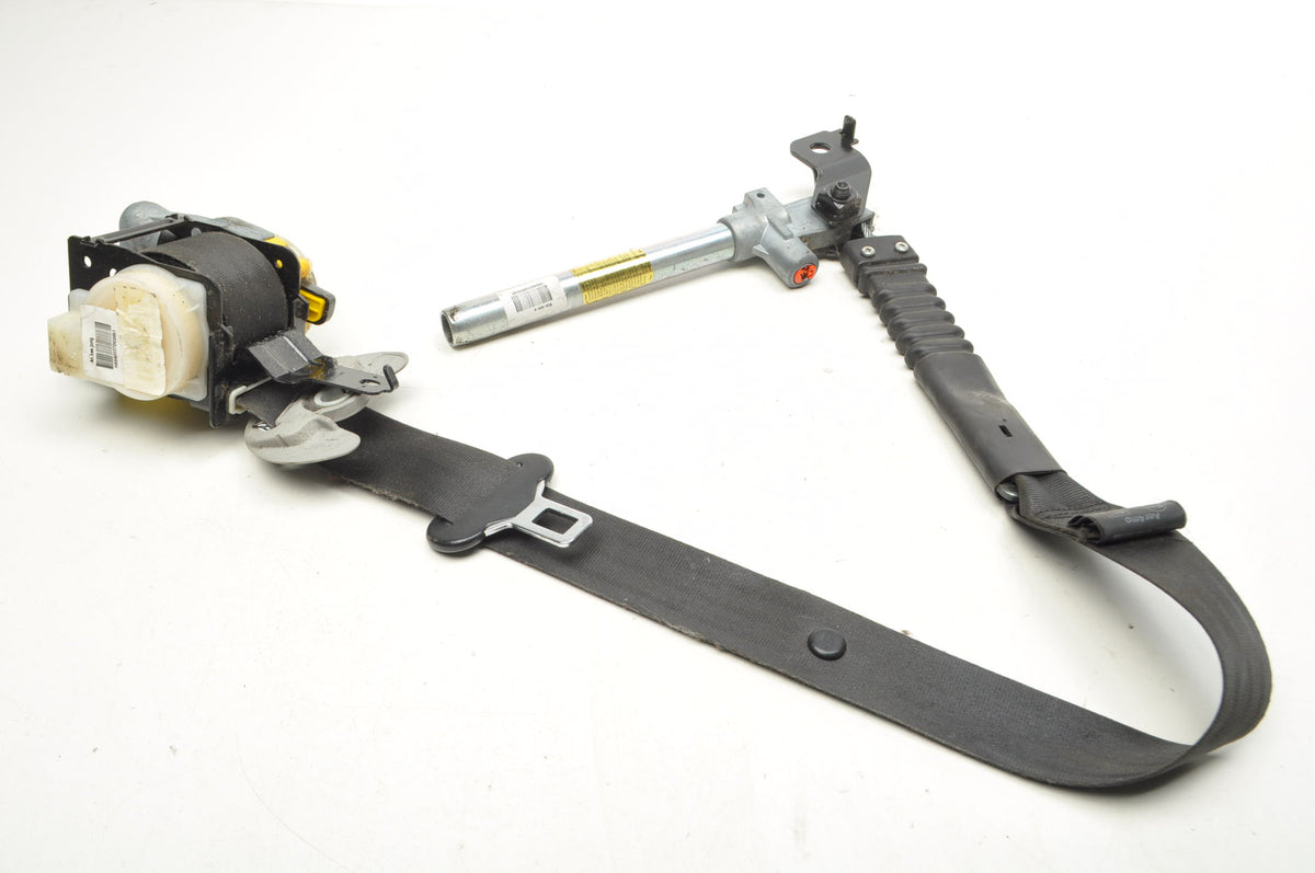 HYUNDAI IX35 SEAT BELT RIGHT FRONT TENSIONER 88820-2Y200