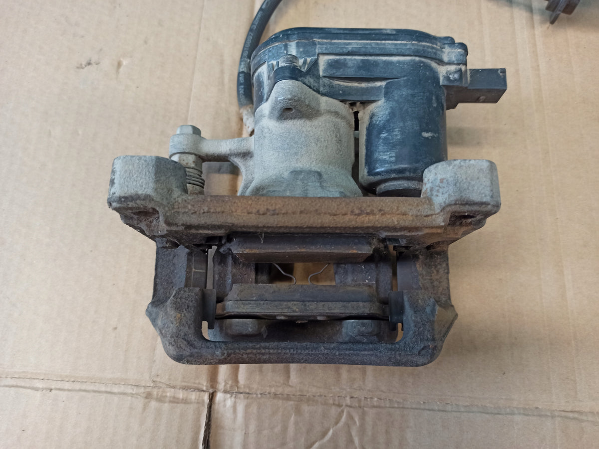 HYUNDAI SANTA FE 4 IV 2.0CRDI 185HP 4x4 2020 R BRAKE CALIPER LEFT REAR