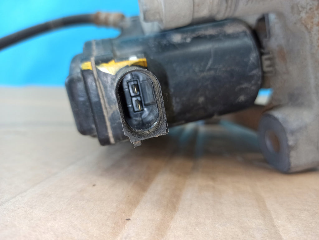 HYUNDAI SANTA FE 4 IV 2.0CRDI 185HP 4x4 2020 R BRAKE CALIPER LEFT REAR