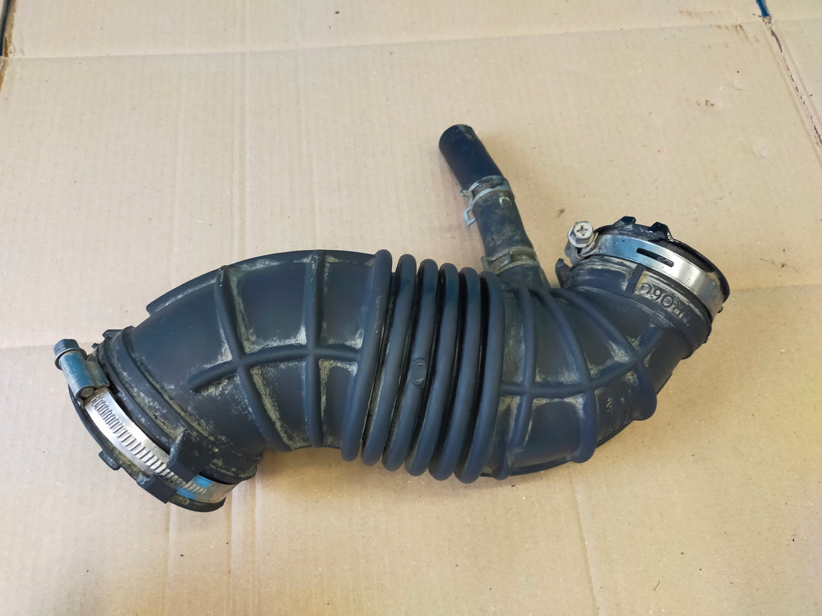 HYUNDAI SANTA FE 4 IV 2.0CRDI 185KM 4x4 2020 PIPE HOSE AIR INTAKE
