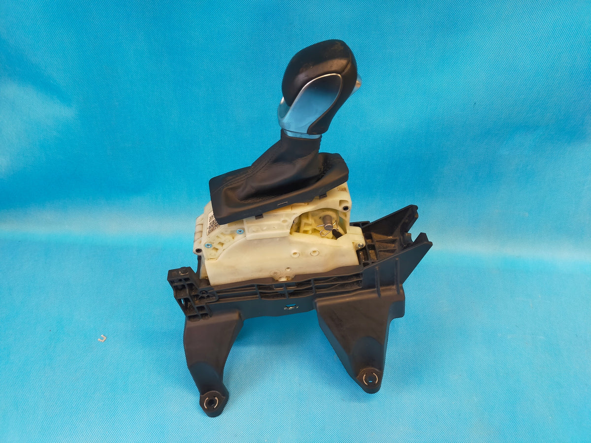 HYUNDAI SANTA FE 4 IV 2.0CRDI 185KM 4x4 20R GEAR LEVER AUTOMATIC