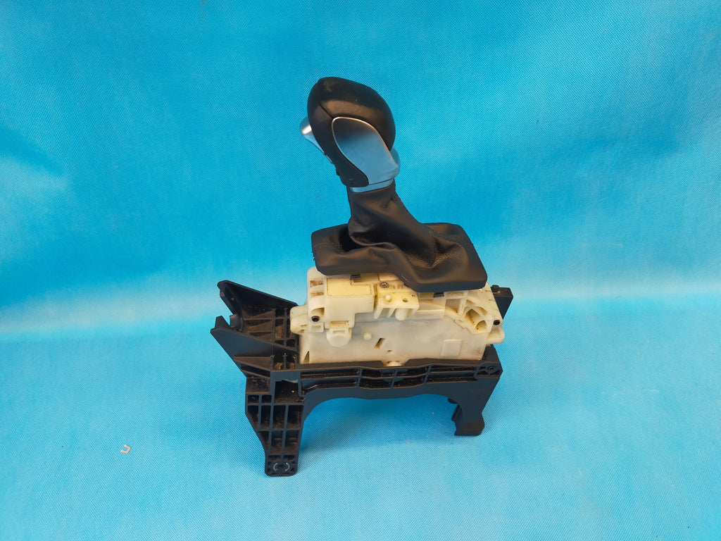 HYUNDAI SANTA FE 4 IV 2.0CRDI 185KM 4x4 20R GEAR LEVER AUTOMATIC