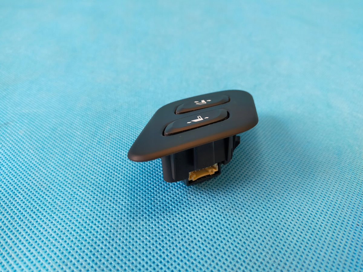 HYUNDAI SANTA FE 4 IV 2.0CRDI 2020R PASSENGER SEAT CONTROL FOR DRIVER
