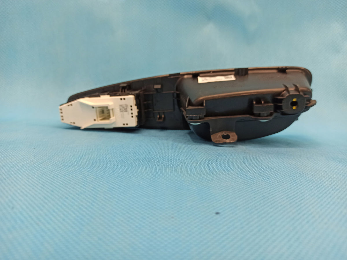 HYUNDAI SANTA FE 4 IV 2.0CRDI 4x4 2020 R DOOR SWITCH PANEL LEFT REAR