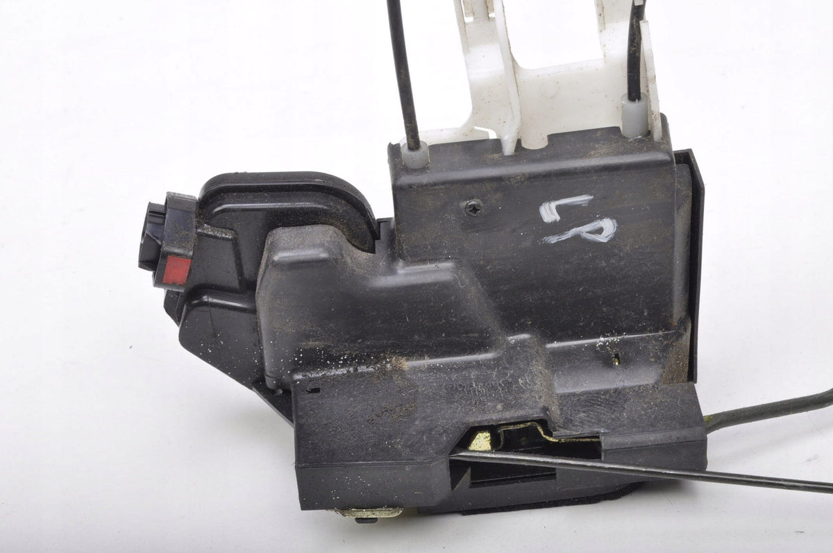 HYUNDAI SANTA FE AND DOOR LOCK LEFT FRONT EUROPE 5 PIN