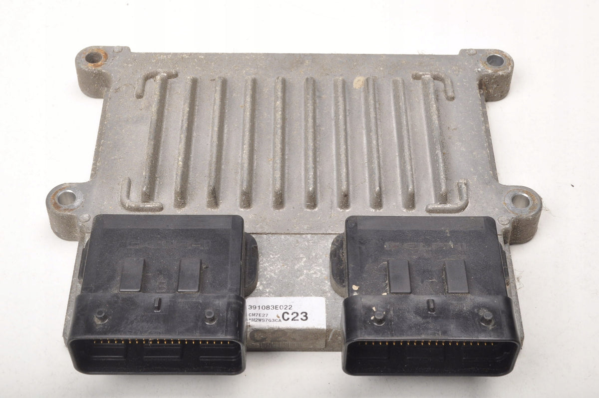 HYUNDAI SANTA FE II COMPUTER ENGINE DRIVER 39108-3E022