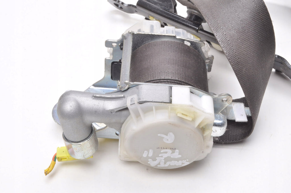 HYUNDAI SANTA FE II SEAT BELT RIGHT FRONT LIFT 88880-2B210