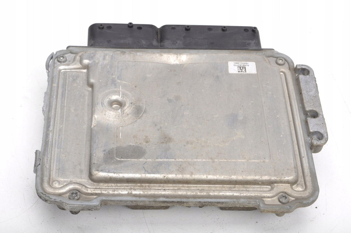 HYUNDAI SONATA V 2.0 CDTI 140HP COMPUTER ENGINE CONTROLLER 39113-27405
