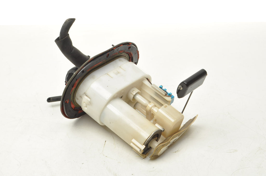HYUNDAI TUCSON AND KIA SPORTAGE II 2.0 CDTI FUEL PUMP 31110-2E900