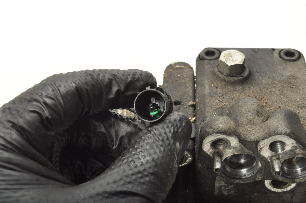 HYUNDAI TUCSON I 2.0 CDTI 113 HP AIR CONDITIONING COMPRESSOR 16250-27600
