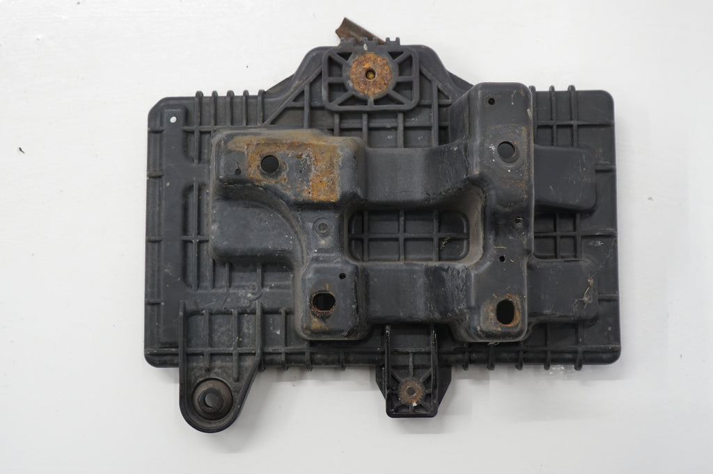 HYUNDAI TUCSON III 16R BATTERY BASE 37150-D3000