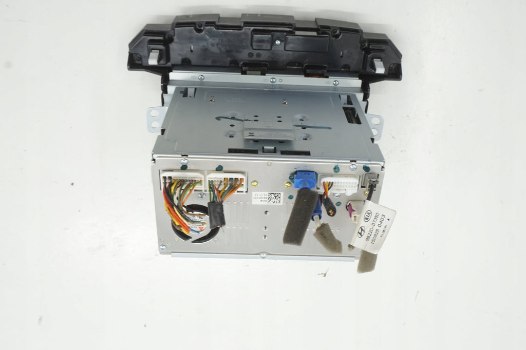 HYUNDAI TUCSON III 16R RADIO NAVIGATION DISPLAY 96560-D70104X