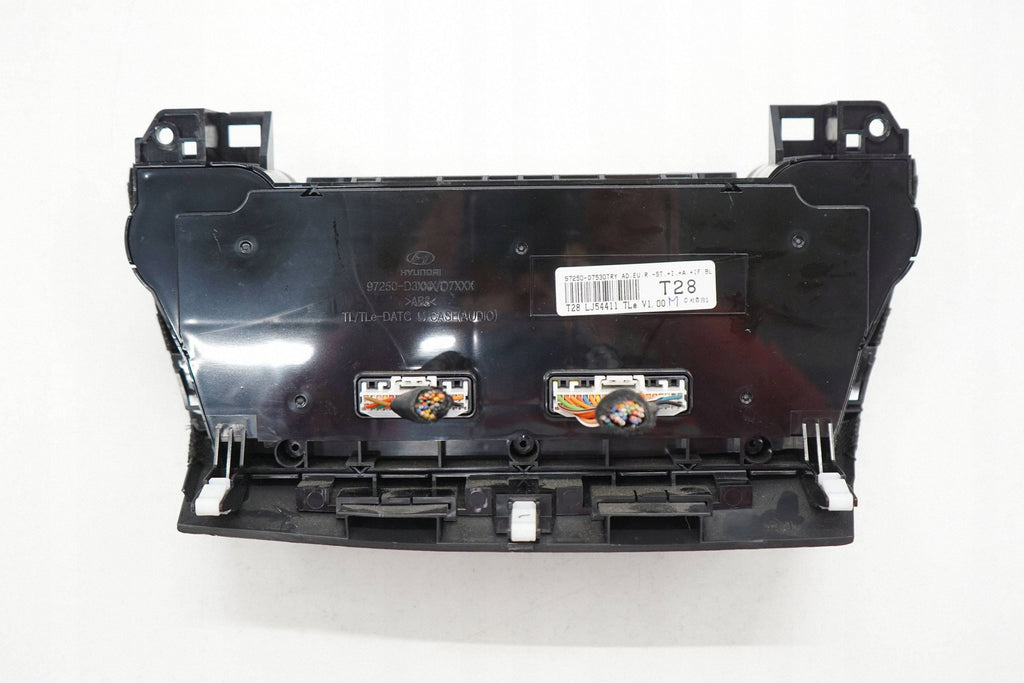 HYUNDAI TUCSON III 17R AIR CONDITIONING PANEL AIR CONDITIONING 97250-D7530TRY