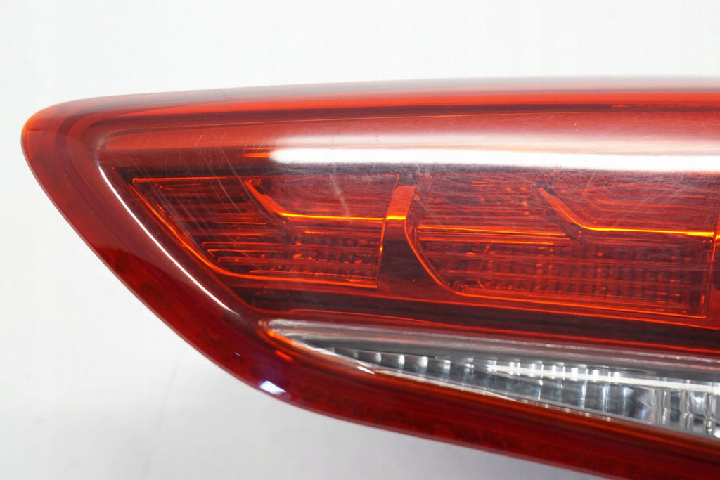 HYUNDAI TUCSON III 17R FLAP LAMP RIGHT REAR 92404-D7