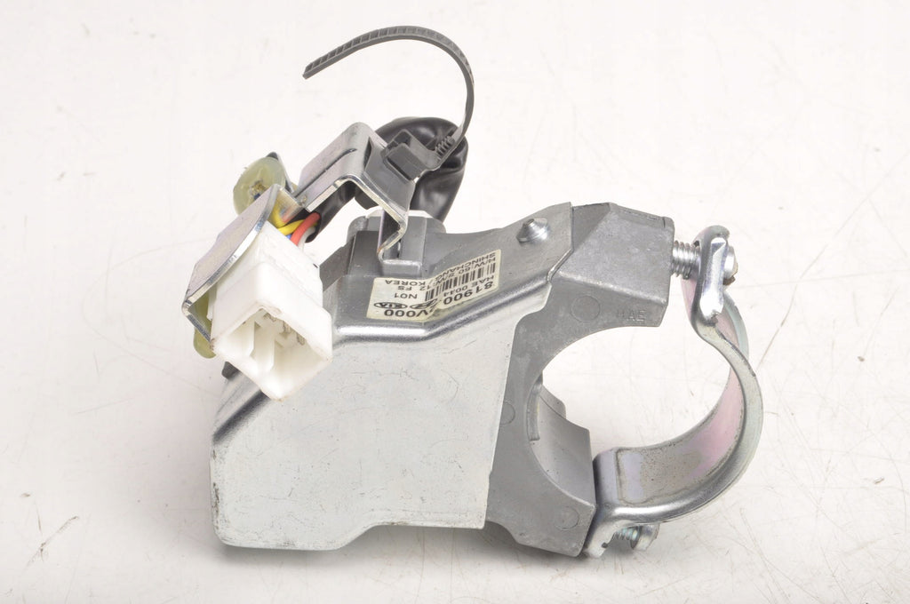 HYUNDAI VELOSTER AND STEERING WHEEL LOCK 81900-2V000